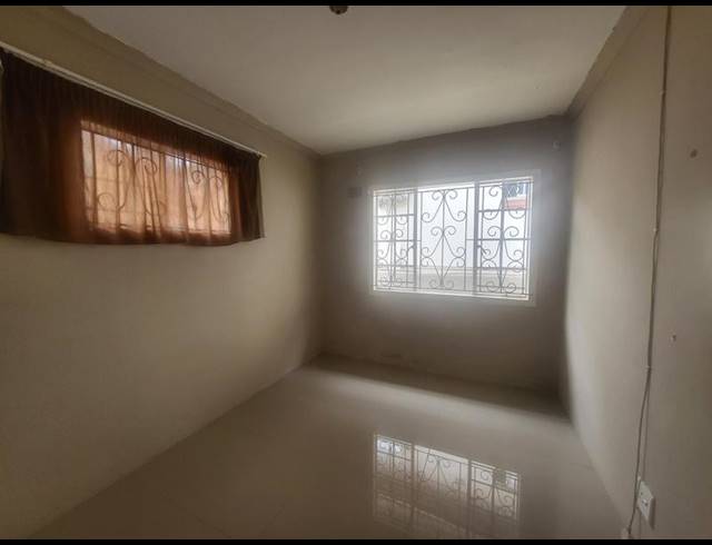 3 BEDROOM HOUSE FOR SALE IN TRENANCE PARK